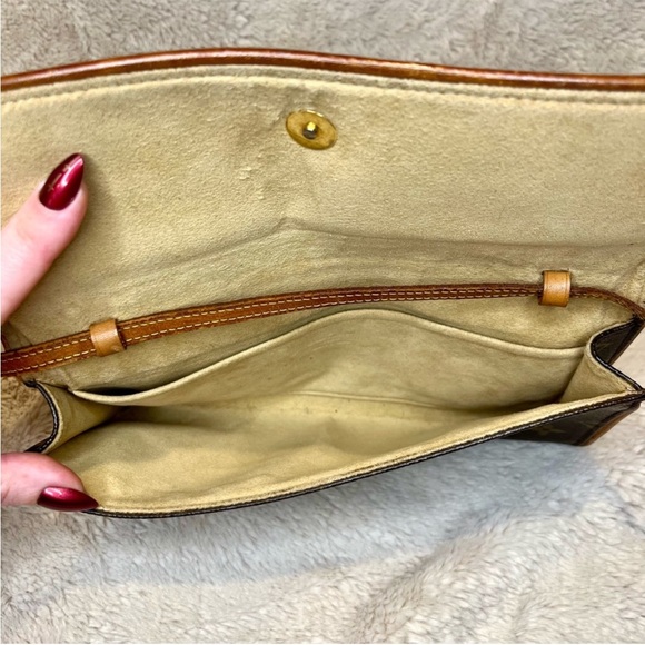 Louis Vuitton Vintage Monogram Pochette Twin GM - Picture 14 of 17